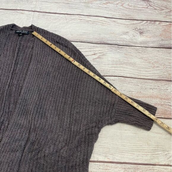 Barefoot Dreams CozyChic Lite Ribbed Shrug Cardi In Purple Size 1X - Picture 4 of 8